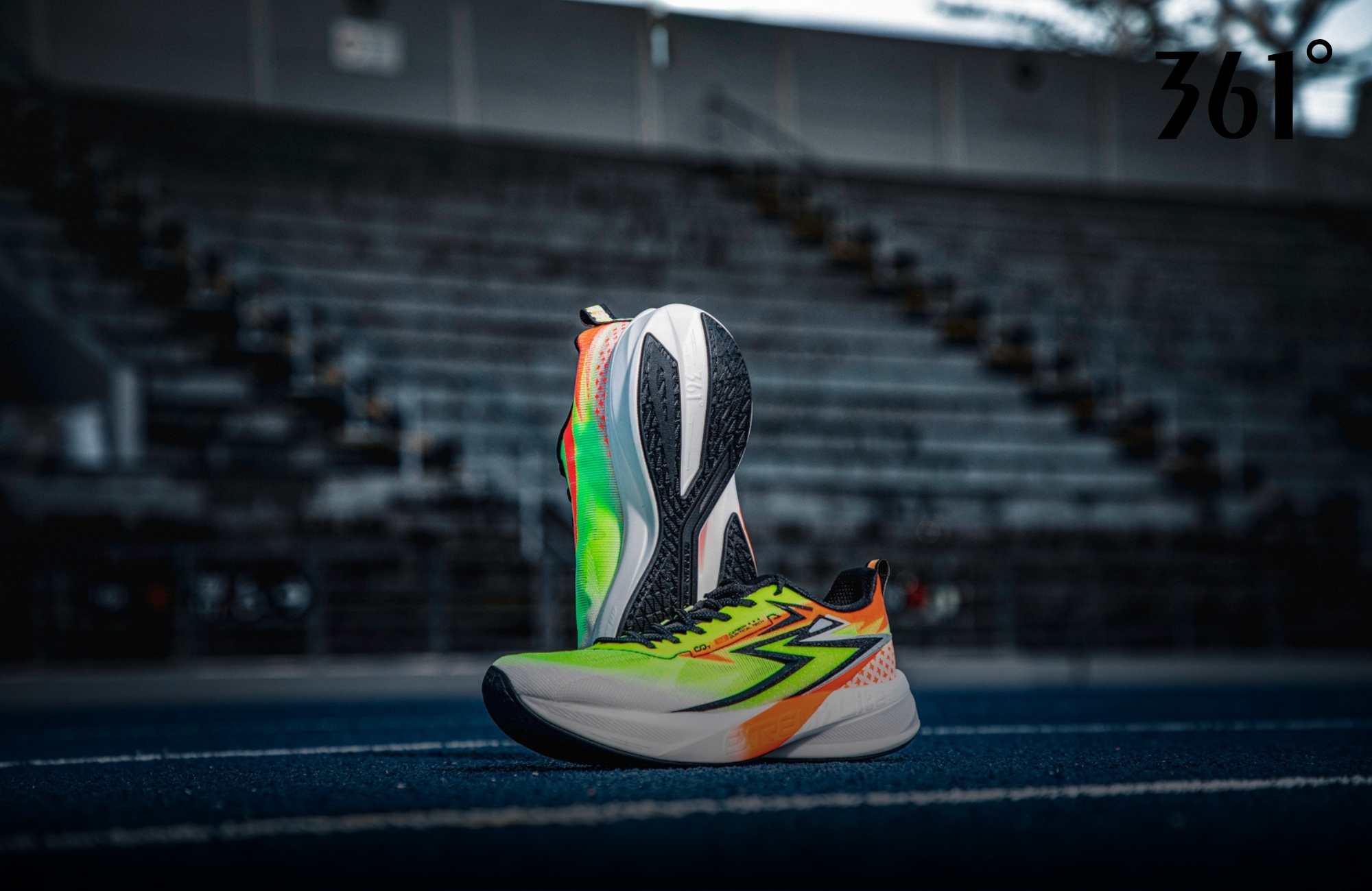 Como amarrar o tênis de corrida Evite bolha e dormência